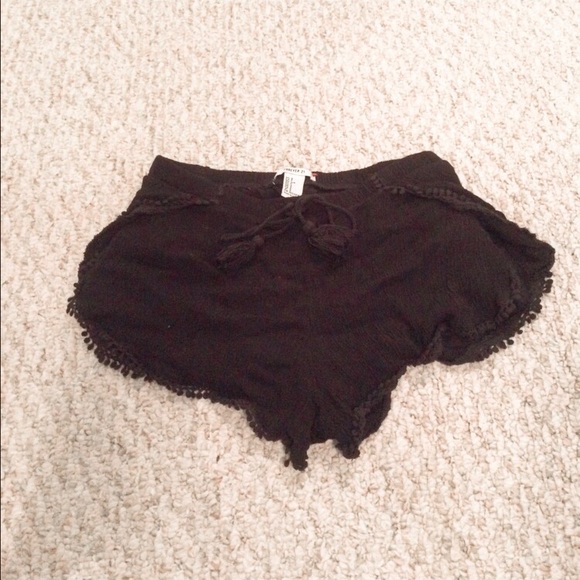 Forever 21 Pants - cute forever 21 shorts!!